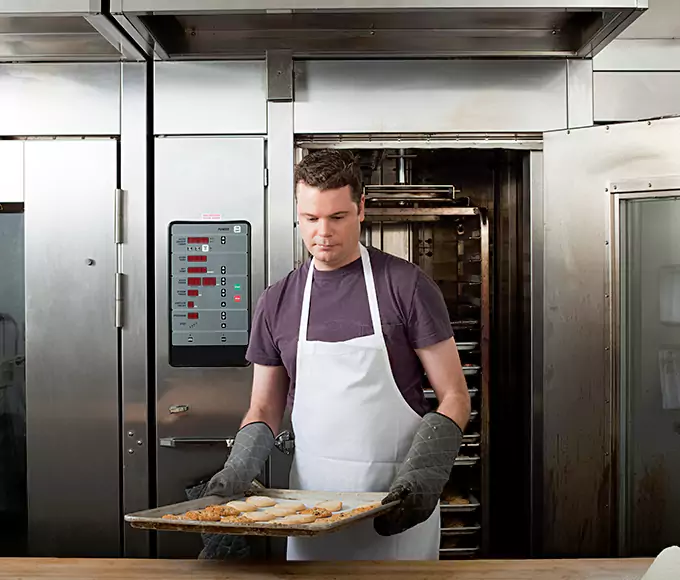 Why Lowell, MA Kitchens Trust Lowell IN Appliance Repair for Commercial Oven Repair?